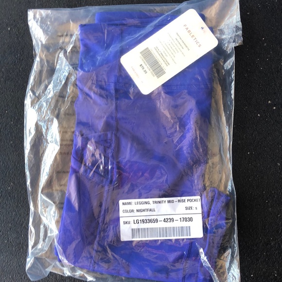 Fabletics trinity mid-rise blue purple leggings - Picture 2 of 5